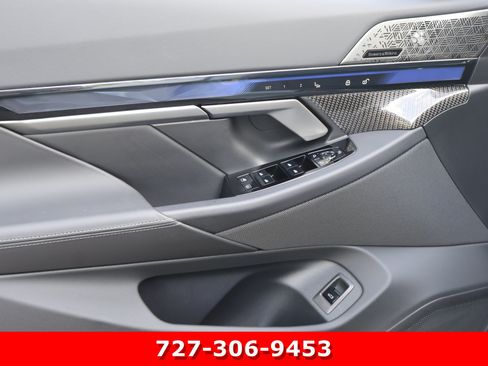 Used 2026 BMW M5 w/ Carbon Package AWD/4WD image 14
