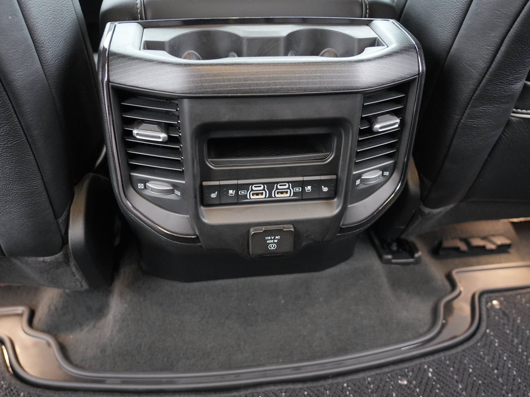 Used 2024 RAM 1500 Limited AWD/4WD image 28