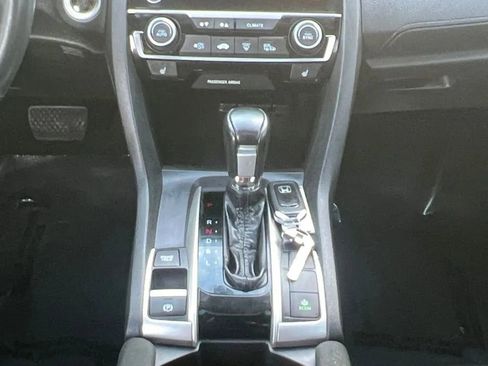 Used 2020 Honda Civic EX image 11