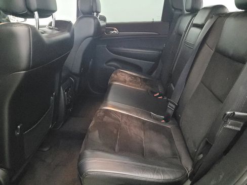 Used 2018 Jeep Grand Cherokee Altitude image 18