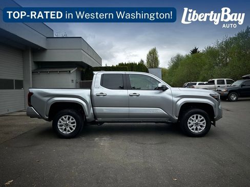 Used 2026 Toyota Tacoma SR5 AWD/4WD image 23