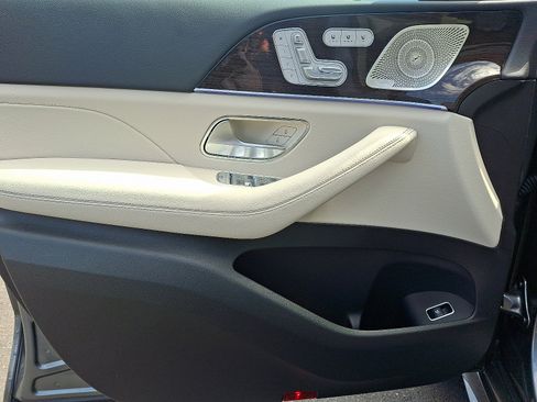New 2026 Mercedes-Benz GLE 350 4MATIC image 8