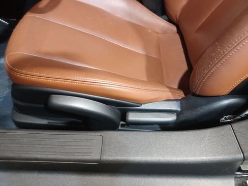 Used 2008 MAZDA MX-5 Miata Grand Touring w/ Premium Pkg image 14