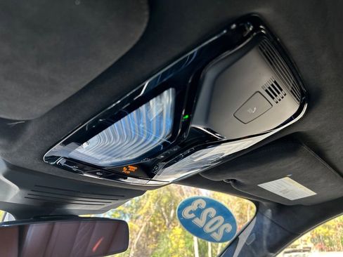 Used 2023 BMW X7 M60i w/ Executive Package image 32