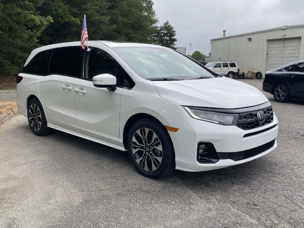 New 2026 Honda Odyssey Elite image 6