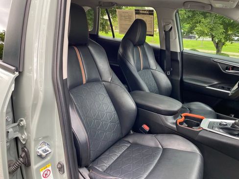 Used 2019 Toyota RAV4 Adventure AWD/4WD image 30
