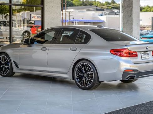 Used 2018 BMW 540i w/ M Sport Package RWD image 7