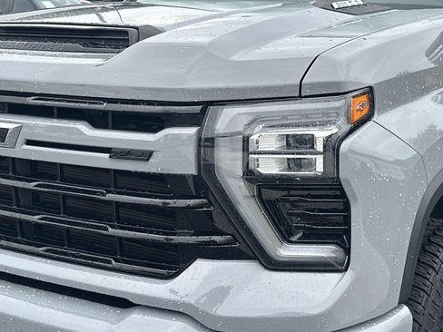 Used 2024 Chevrolet Silverado 2500 LTZ w/ LTZ Plus Package AWD/4WD image 11