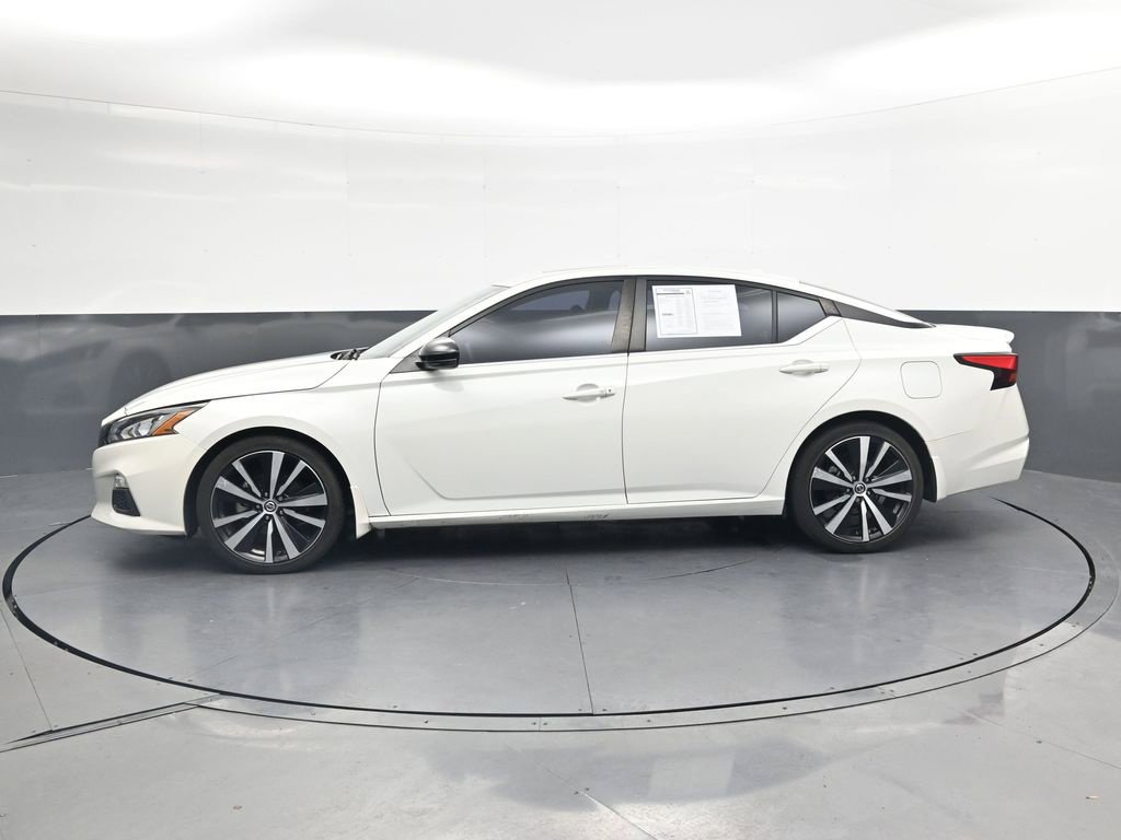 Used 2021 Nissan Altima 2.5 SR w/ SR Premium Package FWD image 12