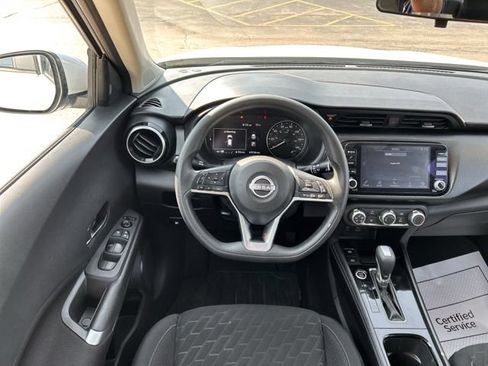 Used 2023 Nissan Kicks SV FWD image 23