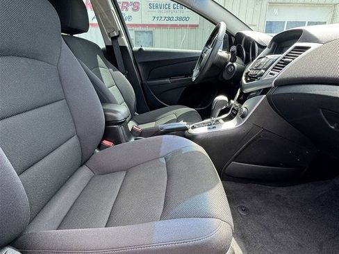 Used 2012 Chevrolet Cruze LT FWD image 14