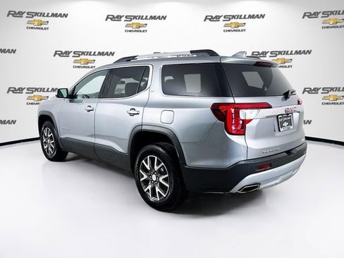 Used 2023 GMC Acadia SLE w/ Driver Convenience Package image 5