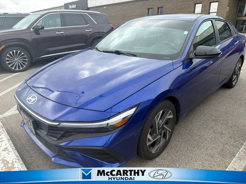Used 2025 Hyundai Elantra Sport FWD image 1