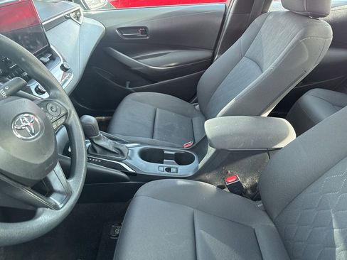 Used 2024 Toyota Corolla LE image 6