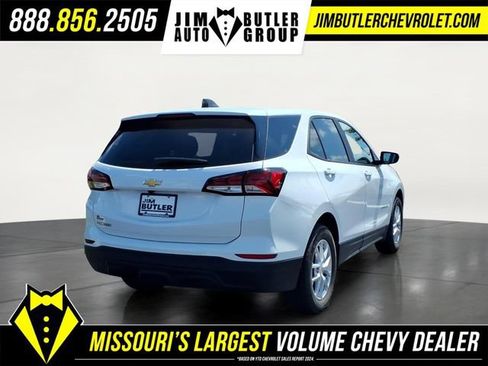 Used 2024 Chevrolet Equinox LS w/ LS Convenience Package FWD image 21
