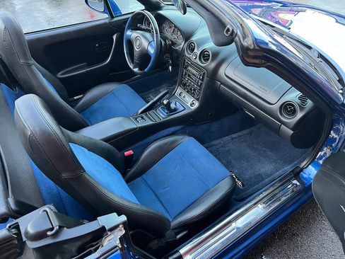 Used 1999 MAZDA MX-5 Miata 10th Anniversary Edition image 31