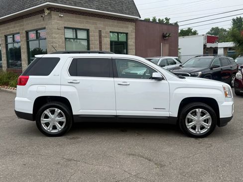 Used 2016 GMC Terrain SLE w/ Chrome Edition AWD/4WD image 4