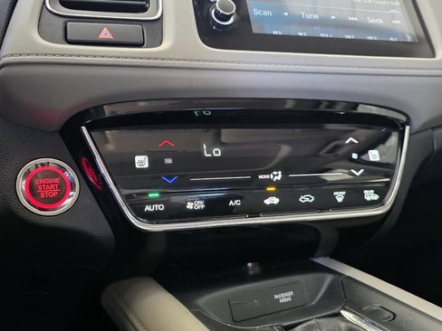 Used 2022 Honda HR-V EX image 19