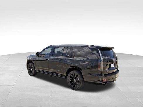 New 2026 Cadillac Escalade ESV Platinum Sport w/ LPO, ONYX Package image 3