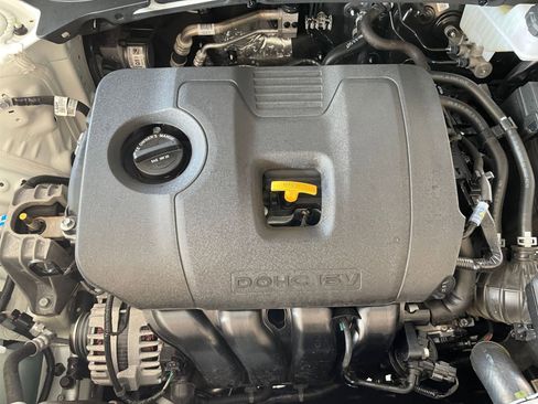 Used 2025 Kia Seltos S image 32