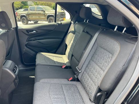 Used 2024 Chevrolet Equinox LT FWD image 22