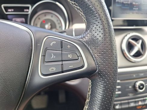 Used 2017 Mercedes-Benz GLA 250 image 20