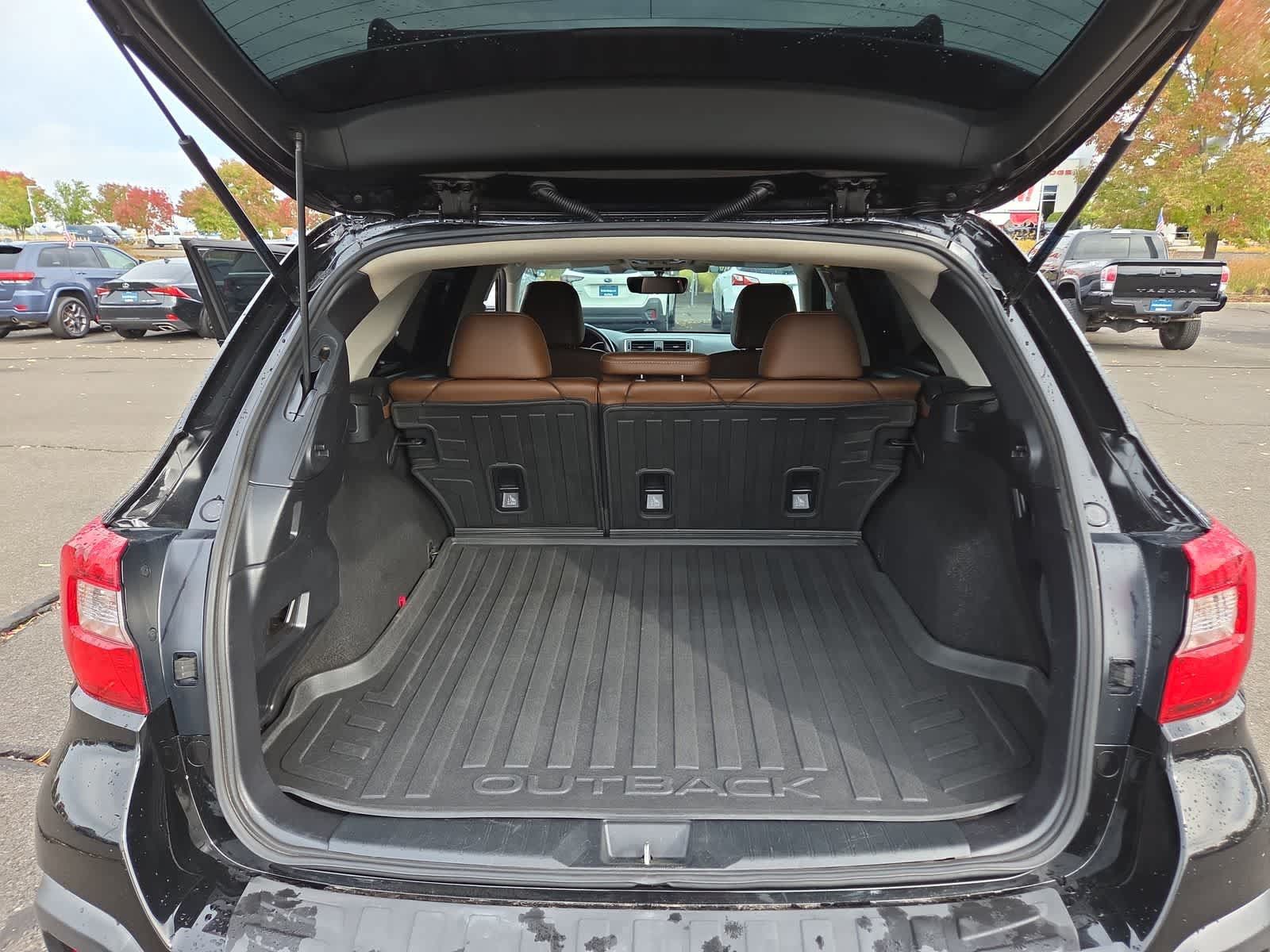 Used 2019 Subaru Outback 3.6R Touring w/ Popular Package #3A AWD/4WD image 27
