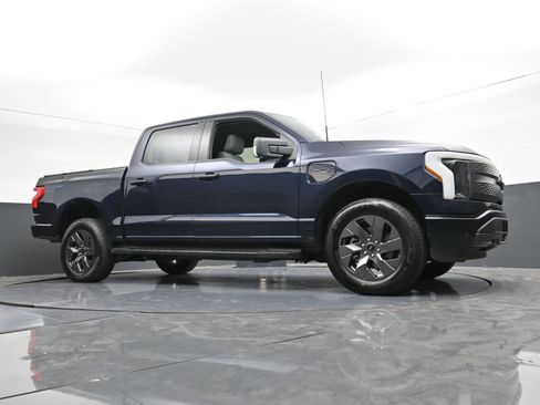 Used 2023 Ford F150 Lightning XLT w/ Equipment Group 312A High image 21