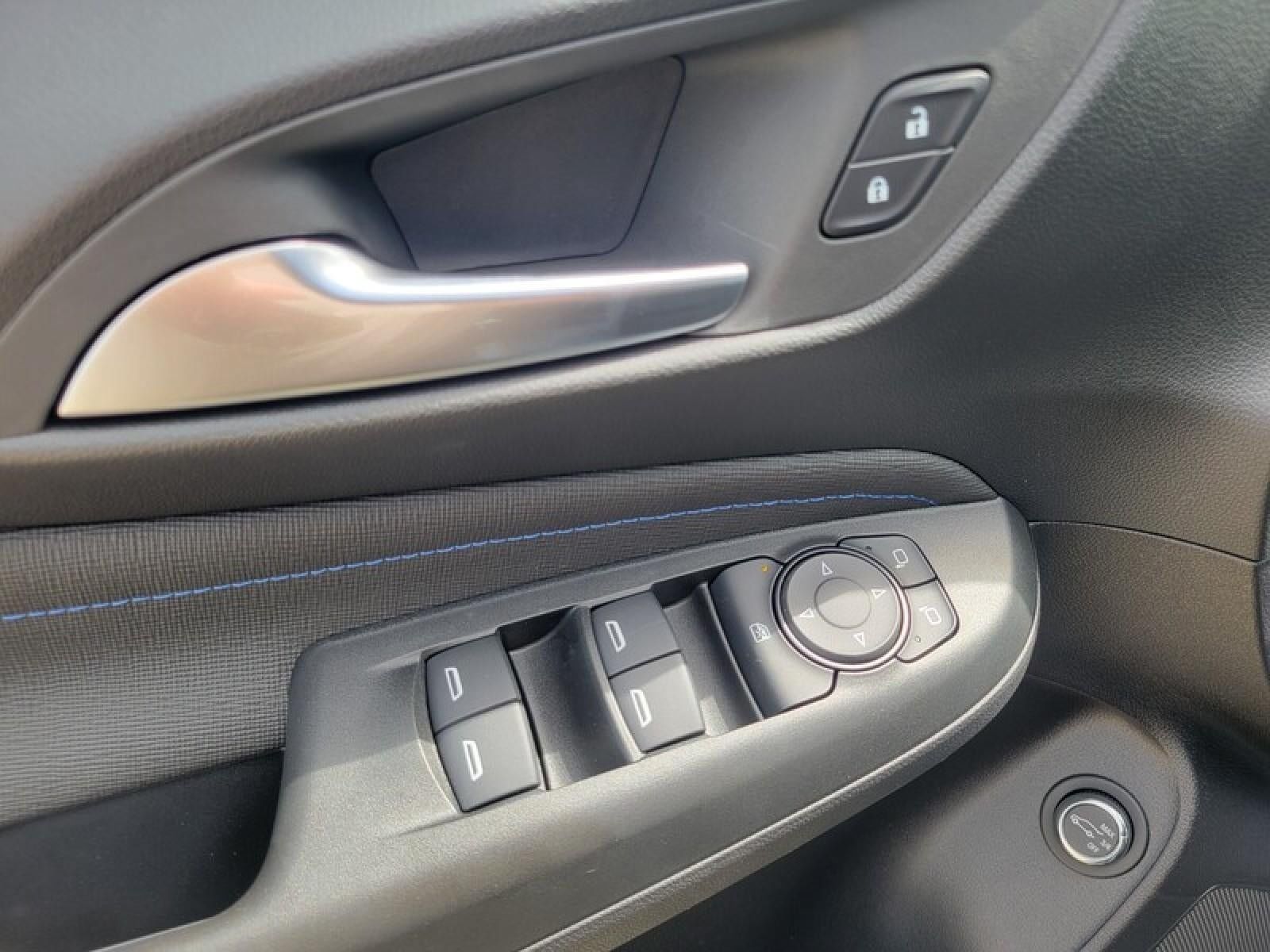 New 2026 Buick Envista Sport Touring w/ Convenience I Package FWD image 15
