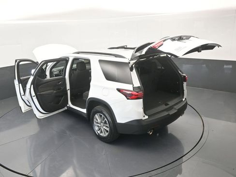 Used 2023 Chevrolet Traverse LT image 67