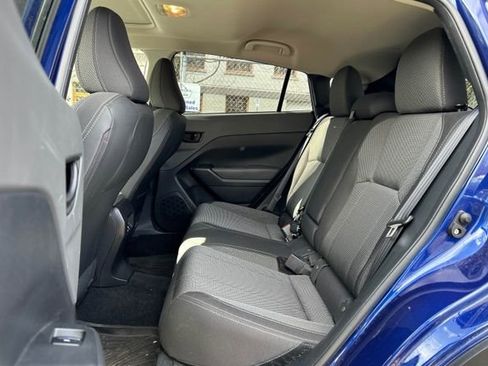 Used 2024 Subaru Crosstrek 2.0i Premium image 9