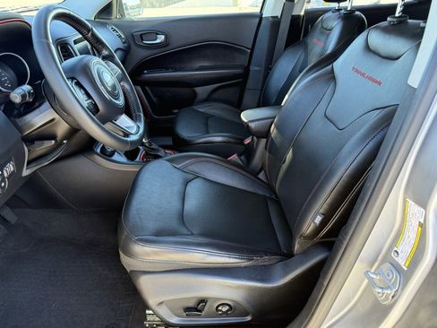 Used 2018 Jeep Compass Trailhawk w/ Leather Interior Group image 12