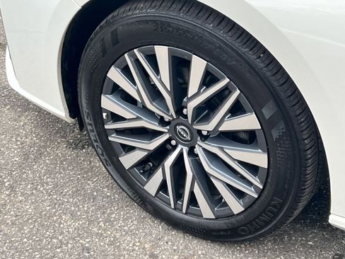 Used 2025 Nissan Altima 2.5 SV image 23