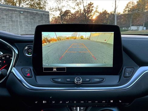 Used 2024 Chevrolet Blazer LT w/ Convenience Package image 12