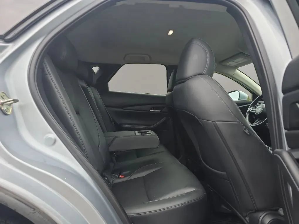 Used 2021 MAZDA CX-30 FWD 2.5 S w/ Select Package image 41