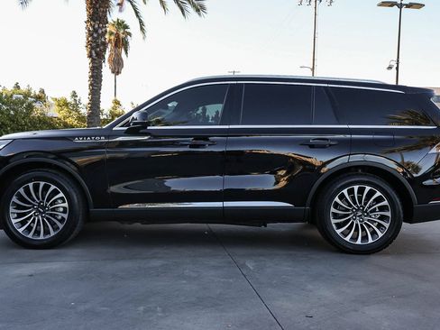 Used 2022 Lincoln Aviator Reserve w/ Elements Package Plus RWD image 8