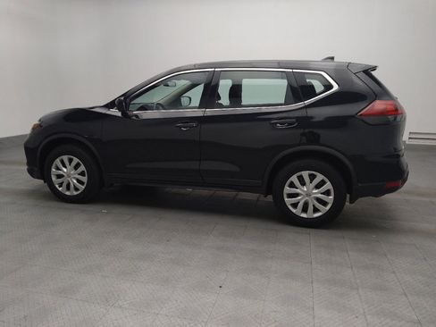 Used 2018 Nissan Rogue S image 3