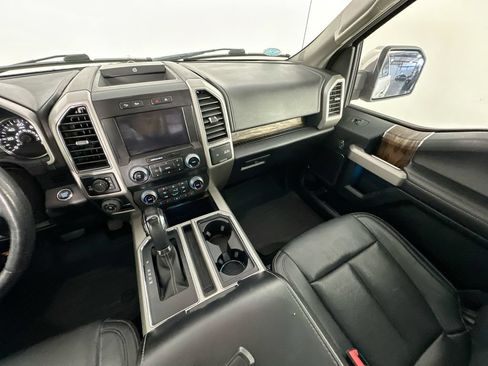 Used 2019 Ford F150 Lariat w/ Equipment Group 502A Luxury AWD/4WD image 11