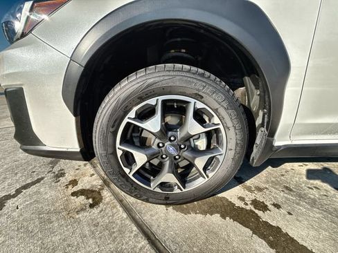Used 2019 Subaru Crosstrek 2.0i Premium AWD/4WD image 10