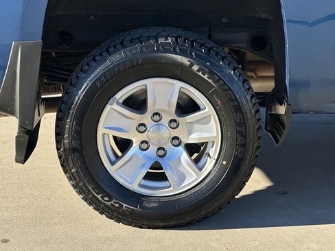 Used 2018 Chevrolet Silverado 1500 LT w/ All Star Edition image 28