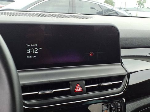 Used 2025 Kia Seltos S AWD/4WD image 8