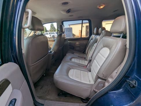 Used 2005 Ford Explorer Eddie Bauer AWD/4WD image 5