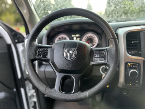 Used 2019 RAM 1500 Classic SLT w/ Protection Group AWD/4WD image 19