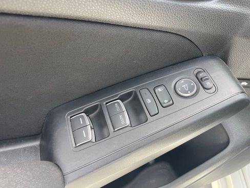 Used 2025 Honda Civic LX image 5