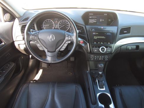 Used 2021 Acura ILX w/ Premium Package image 12