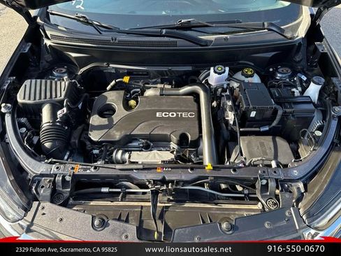 Used 2022 Chevrolet Equinox LT w/ Driver Convenience Package AWD/4WD image 12