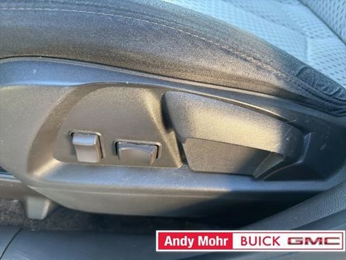 Used 2010 Chevrolet Equinox LS image 28