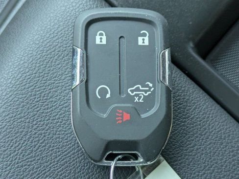 Used 2021 GMC Sierra 1500 SLE image 25