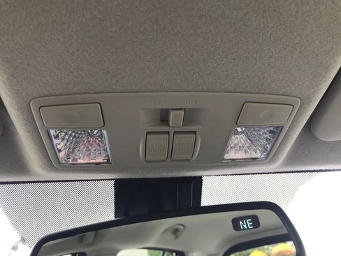 Used 2008 MAZDA MAZDA5 Grand Touring image 29