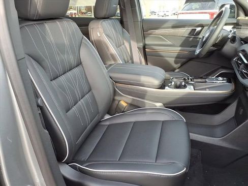 New 2026 Buick Enclave Avenir w/ Super Cruise Package image 26